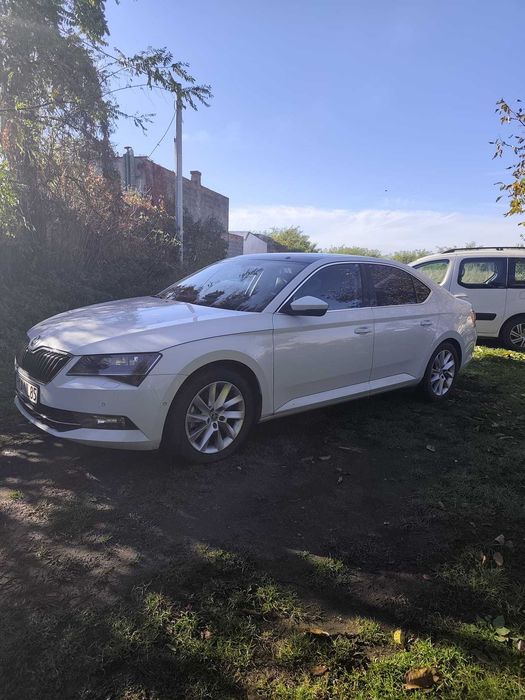 auta skoda super 1.6