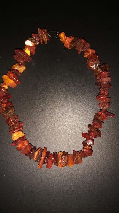 Бусы, Янтарь необработанный