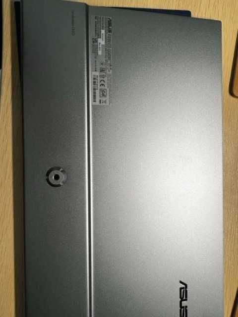 Monitor przenośny ASUS ZenScreen OLED MQ16AH