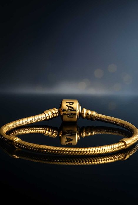 Bransoletka Pandora 18 cm złota nowa 2 charmsy GRATIS pudełko Pandora