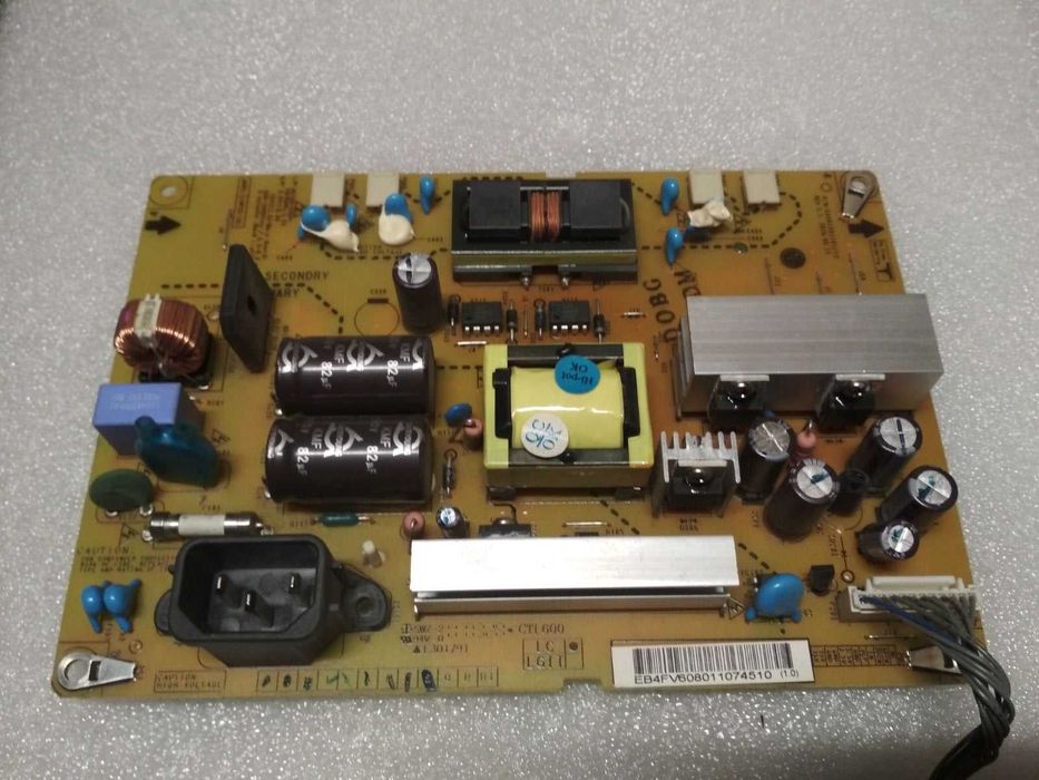 LG 22LK330--розбiр битого