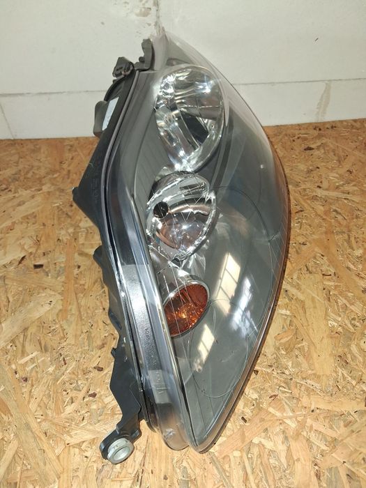 Lampa lewa golf 5