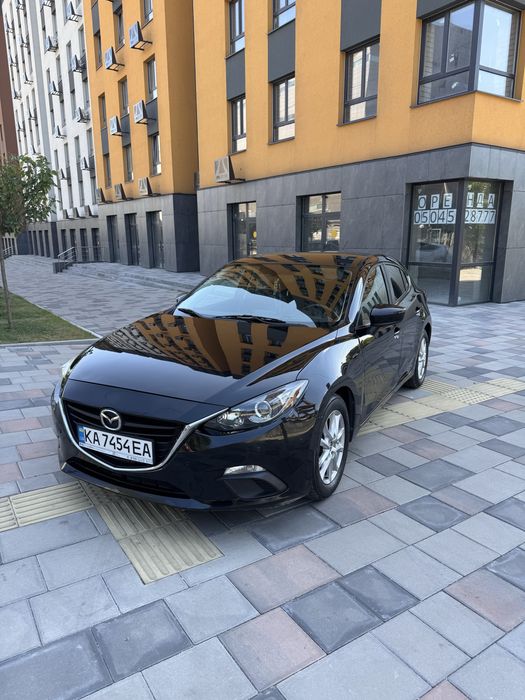 Мазда 3 2.0 skyaktiv touring