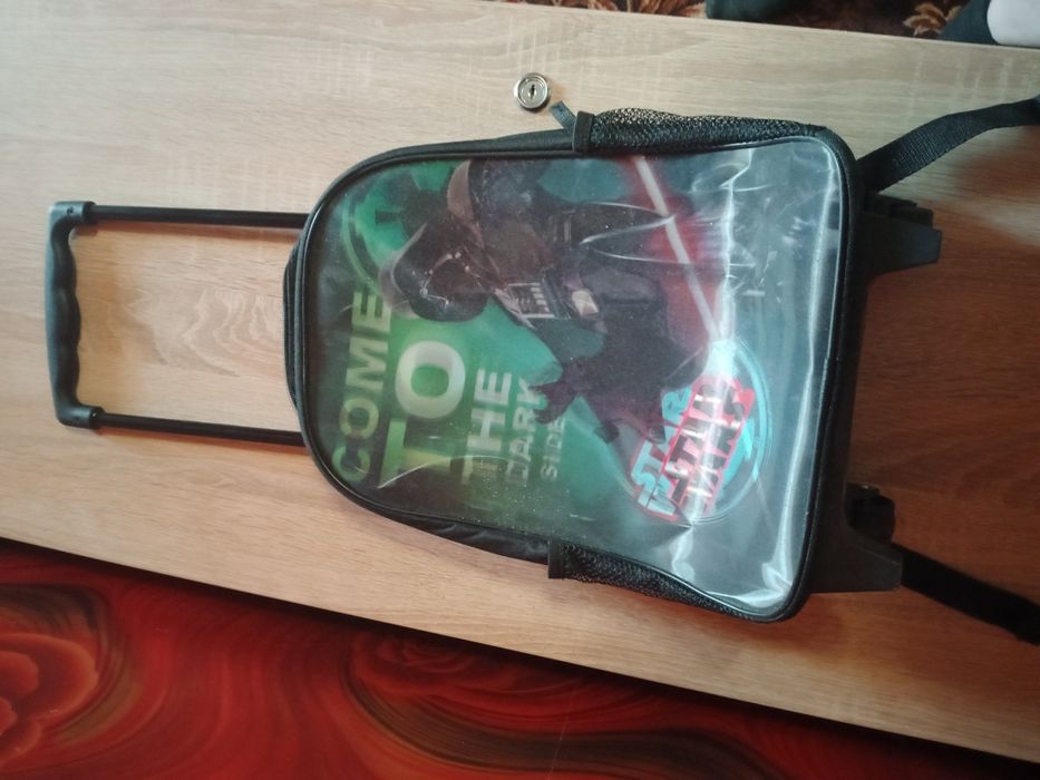 Рюкзак шкільний  на колесах