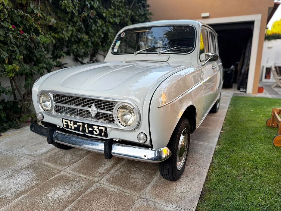 Renault 4