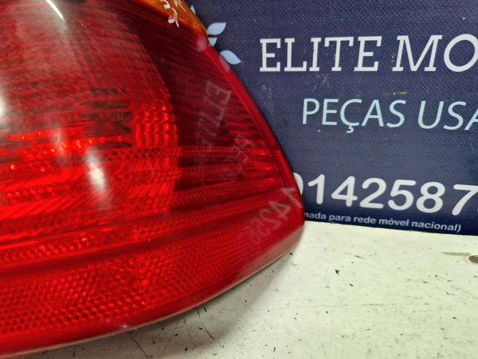 Farolins usados PEUGEOT 308 SW carrinha esquerdo direito