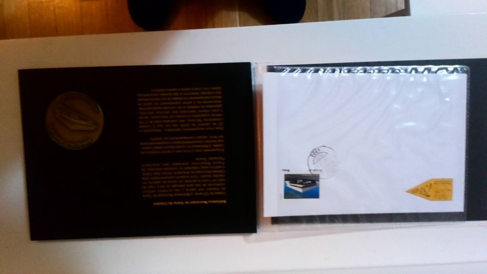 medalha e selo comemorativos de Viana