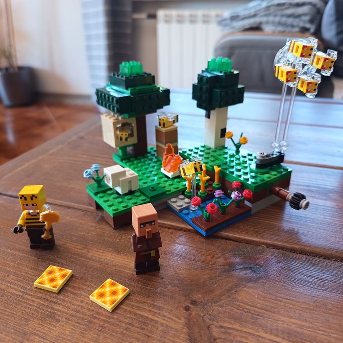 LEGO Minecraft 21165 The Bee Farm + pudełko i instrukcja (OKAZJA)