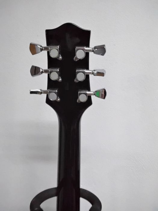 Guitarra Tanglewood TW68 (Rickenbaker 325) 1 da apenas 9 protótipos.
