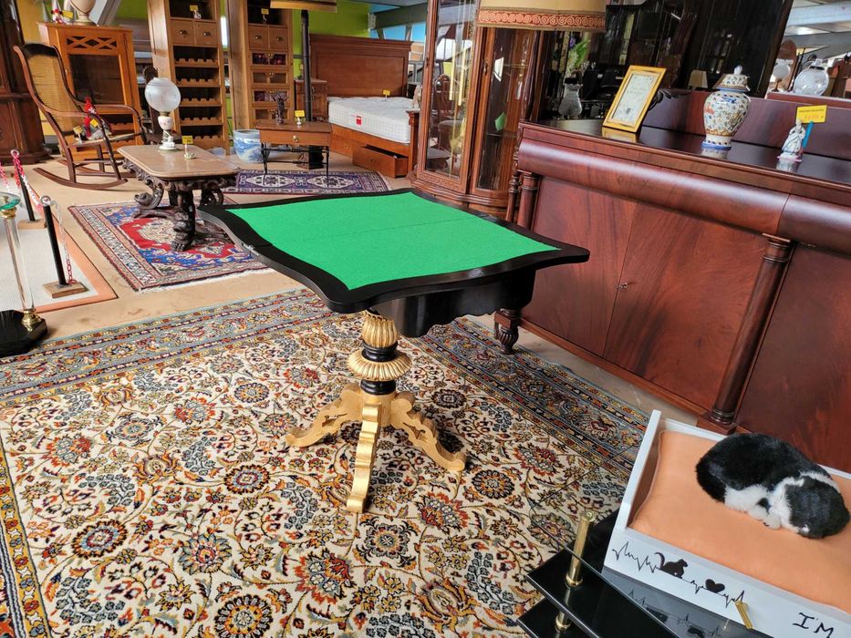 Mesa de jogo antiga totalmente restaurada - Base coberta em folha d