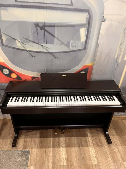 Pianino cyfrowe Yamaha Arius YDP-144B