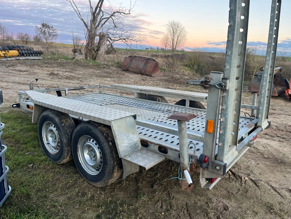 Przyczepa Wiola W2 do minikoparki 2011r koparki