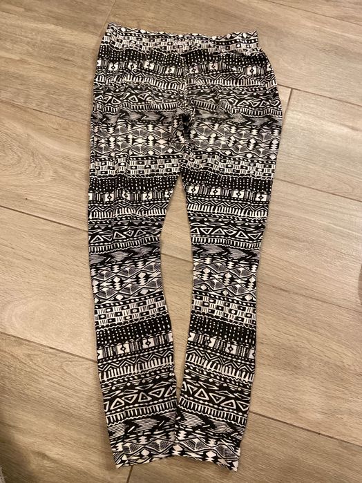 Leginsy damskie wzorzyste biało czarne azteckie wzory