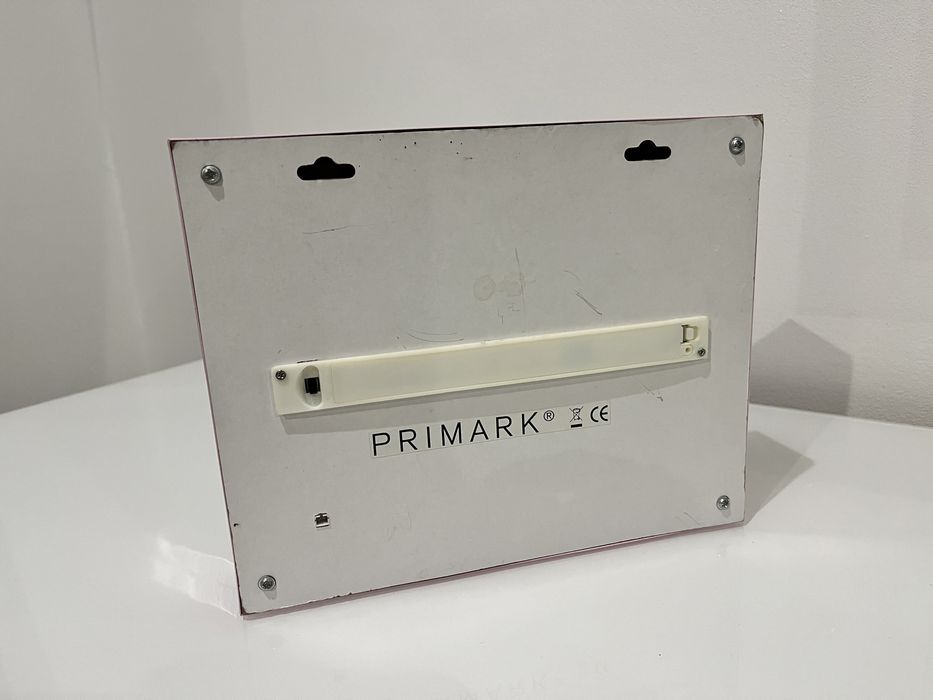 Primark Lighted Signboard426581609289492483