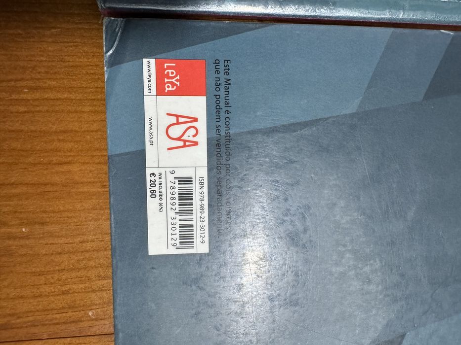 Livro escolar e livro de apoio para matematica m,PI9.