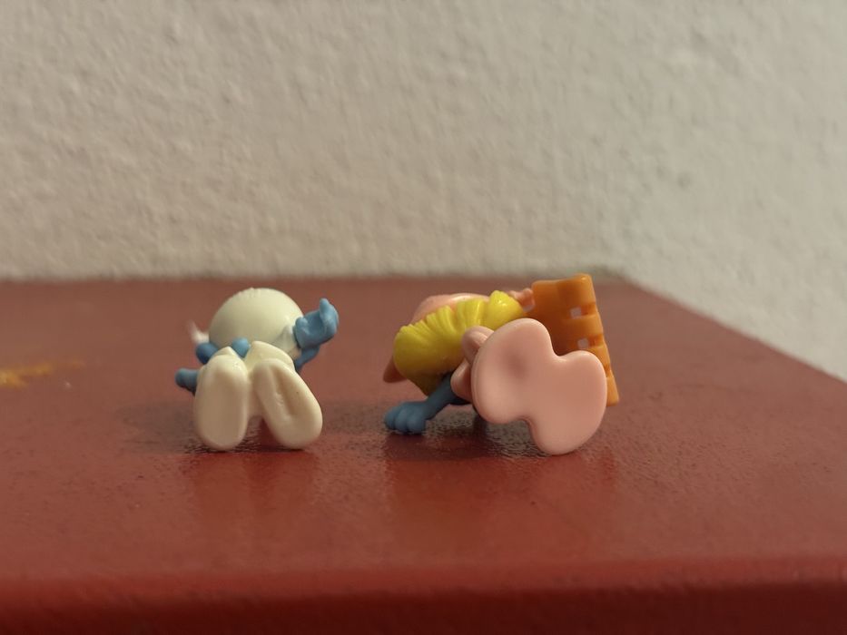 2x bonecos miniatura smurfs