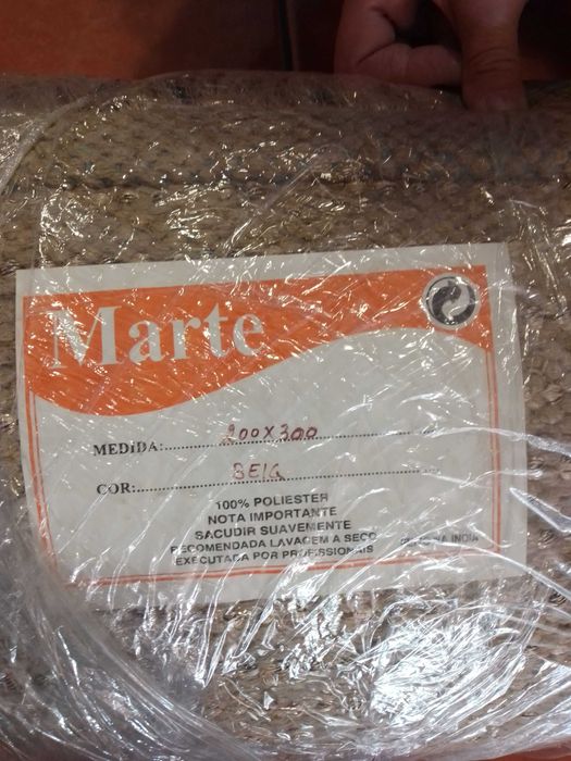 Carpete bonita fabricada na Índia