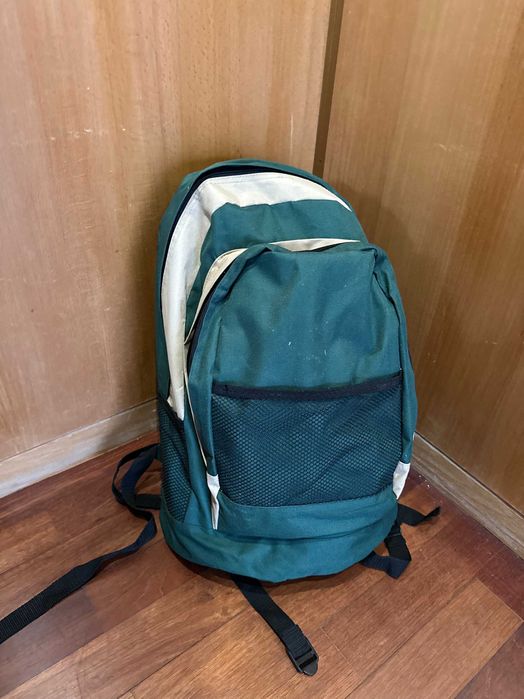 Kit campismo – tenda + saco cama + mochila verde