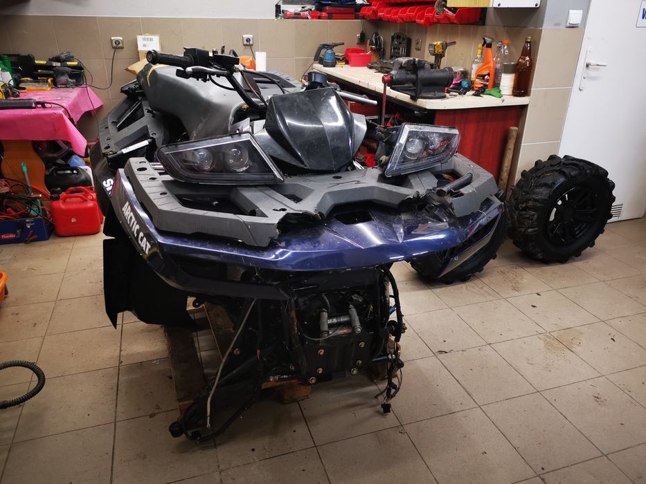 Arctic Cat 550 XR