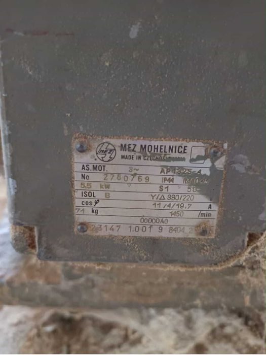 Maszyna wieloczynnościowa stolarska krajzega, heblarka, frezarka