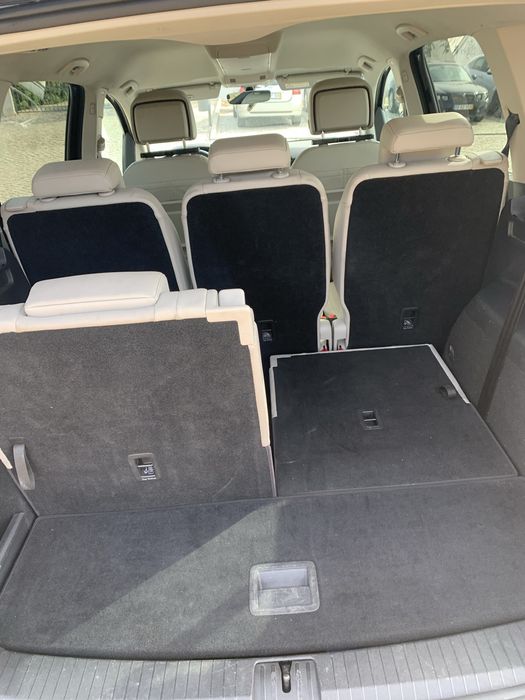 VW touran 1.6 tdi , cx 6 velocidades ,7 lugaresElegância e Conforto Highline:
