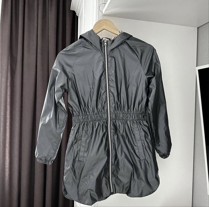 Дитяча весняна куртка дитячий плащ вітровка на дівчинку 10-11 років