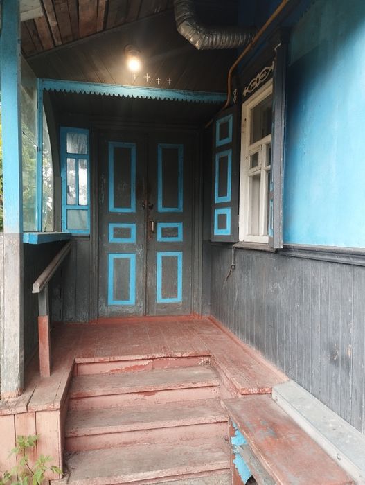 Продам пів будинку 450 м до центрального ринку