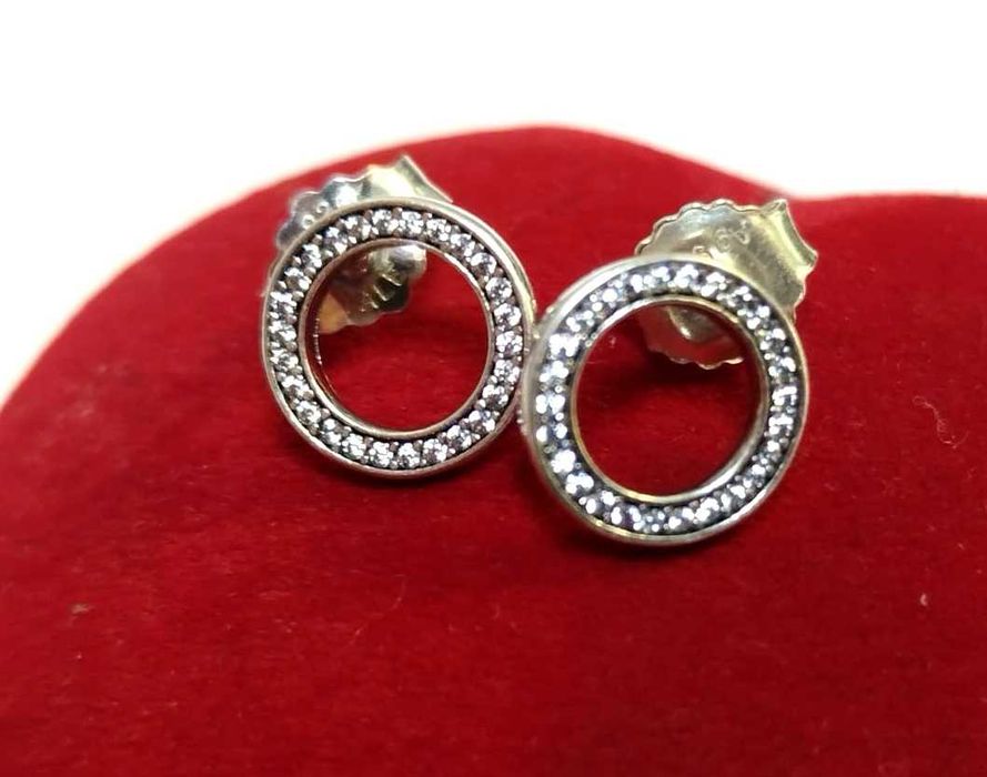 PANDORA kolczyki sztyfty z lśniącymi kołami Próba 925 Waga 1,32 g