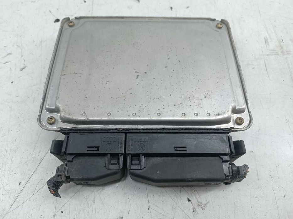 Centralina de Motor - VOLKSWAGEN Polo (6N2) | 99 - 01