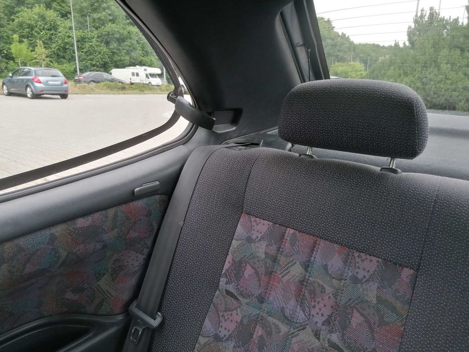 TOYOTA Corolla 1996, VII (E100), hatchback, niski przebieg, benzyna
