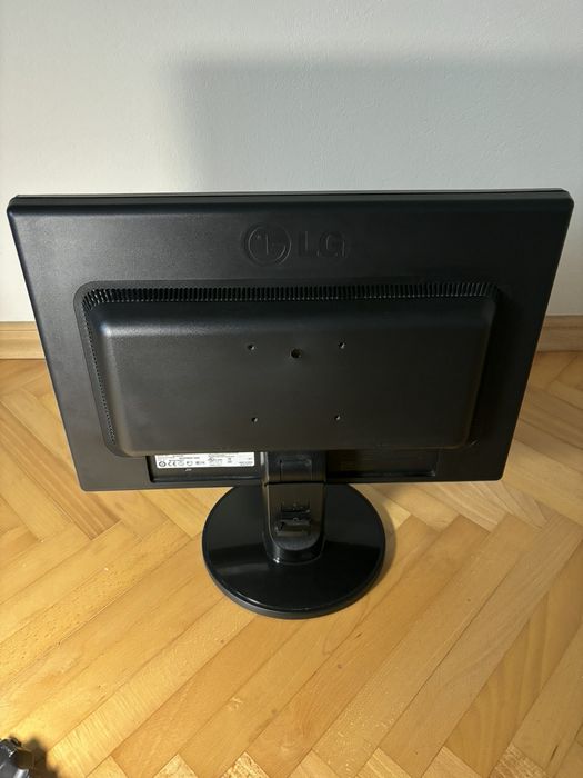 Продам монітор LG 19'