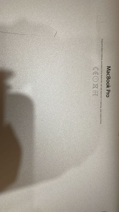 Macbook Pro 13’’ (2015) - detalhes nas fotos