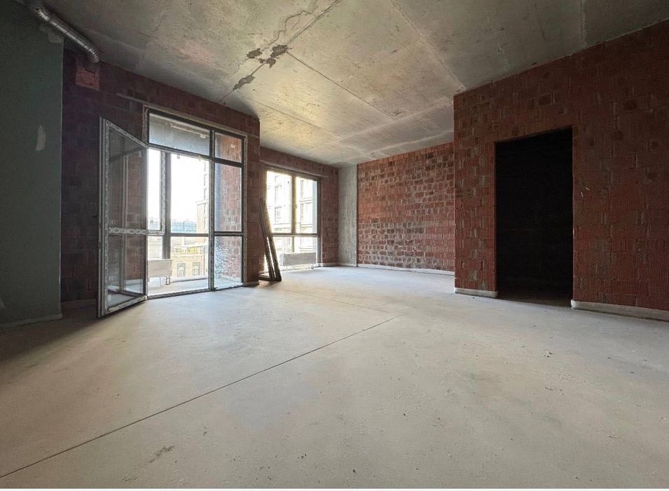 Продам 1 квартиру-студию  ЖЕНЕВА