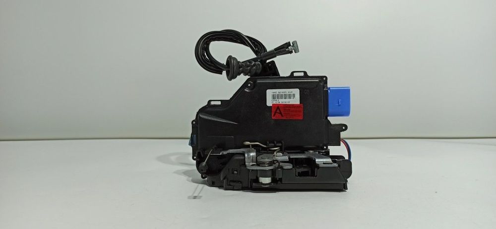 FECHADURA PORTA FRENTE DIREITA SKODA OCTAVIA BERLINA (1Z3) ELEGANCE