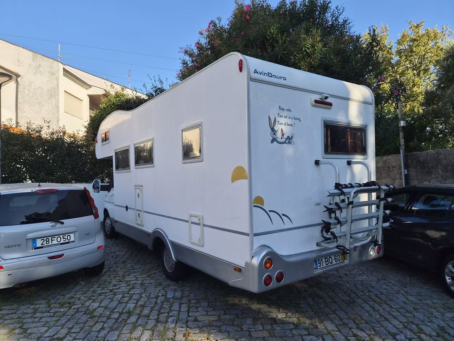 Vendo  Autocaravana - 6 lugares