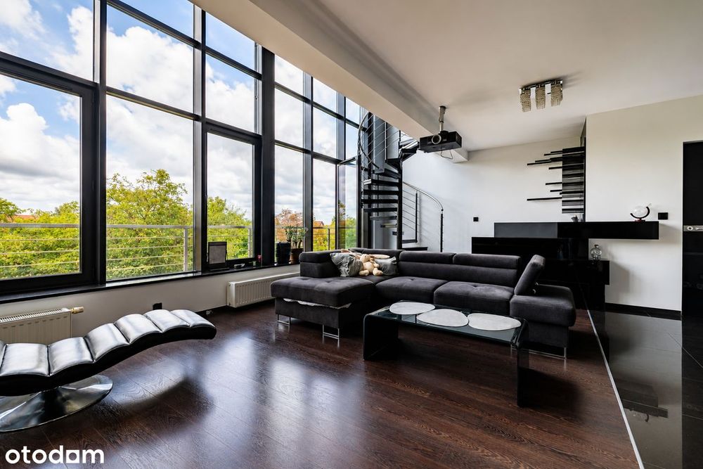 90 boutique studio