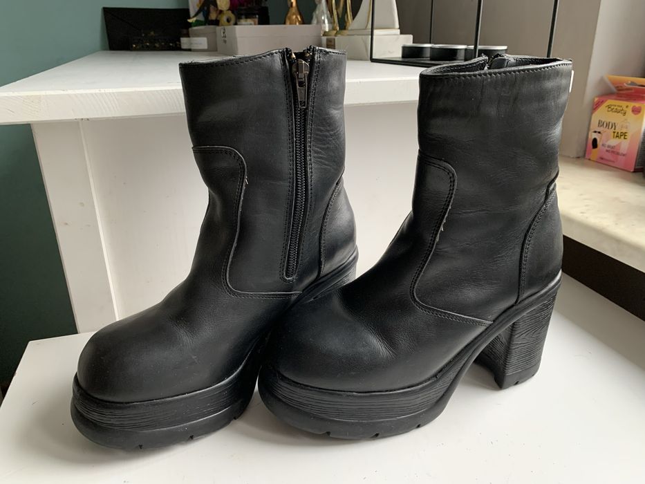 Lekko ocieplone botki r 36