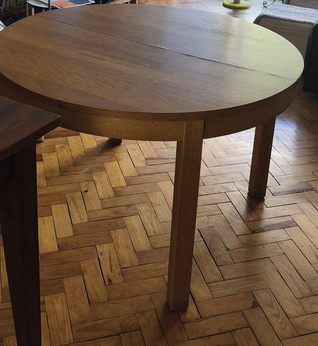 Mesa IKEA 4 ou 6 lugares