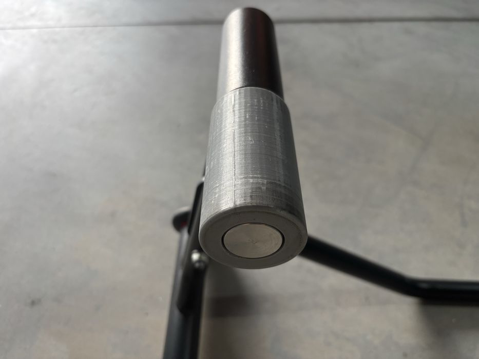 Cavalete monobraco - suporte de paddock - braço oscilante