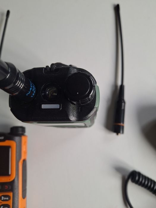 Walkie-Talkie Profissional USB-C | Longo Alcance | Lanterna + Scan Fre