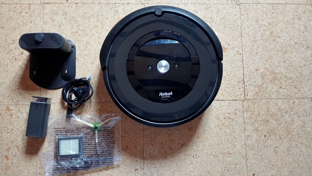 Aspirador iRobot Roomba E5