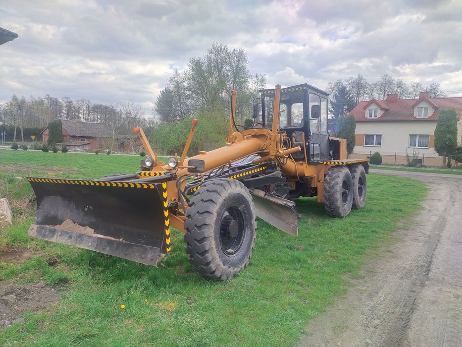 Równiarka drogowa baukema shm 4