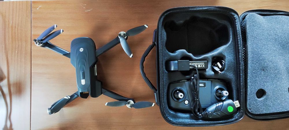 Drone Holy Stone with 4k camera64585824648321121