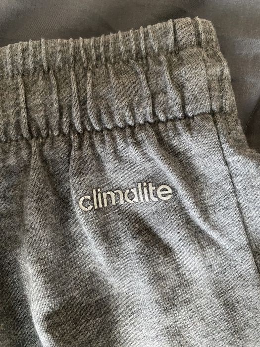Calções Adidas Climate