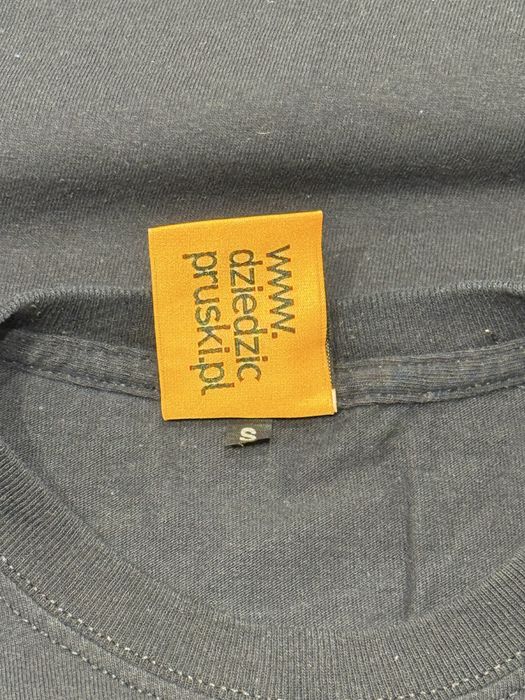 T-Shirt Dziedzic Pruski Jałmużna Jest Miłością rozmiar S