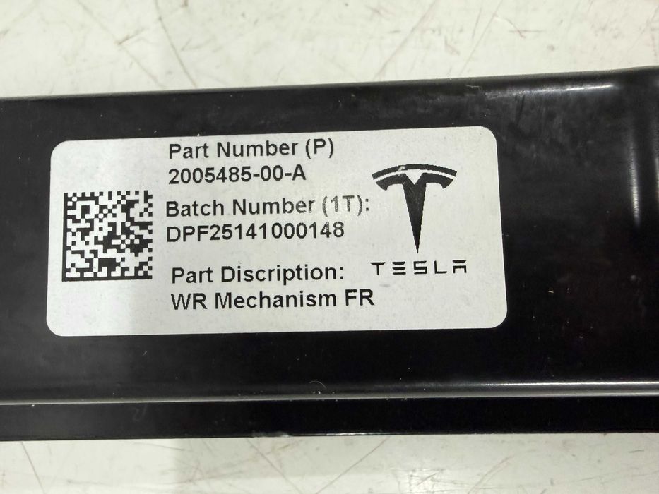 Склопідйомник передній правий Tesla Model Y Juniper 2025+ Джуніпер