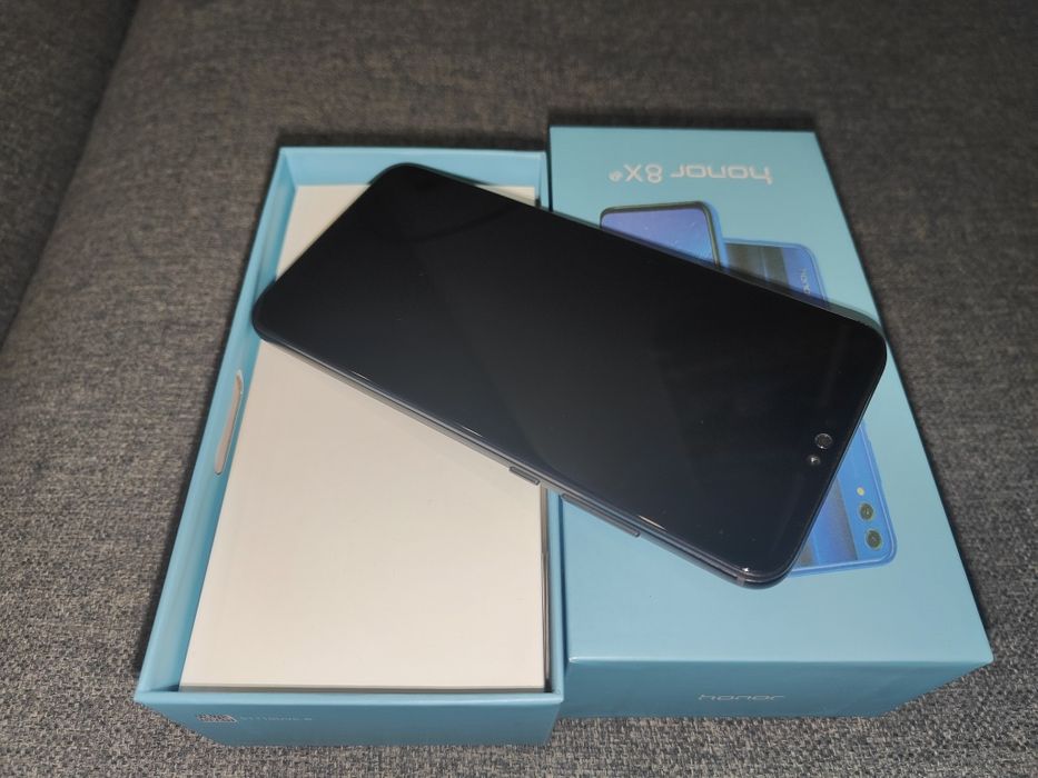 Смартфон honor 8X 6/128
