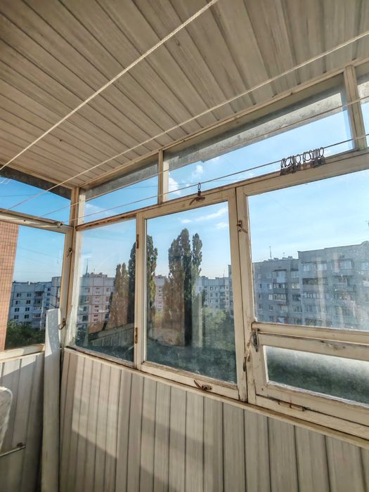 Эксклюзив! Продам 1 комн. кв. улучшенная планировка 39 м², кирпичный дом, мебель и техника