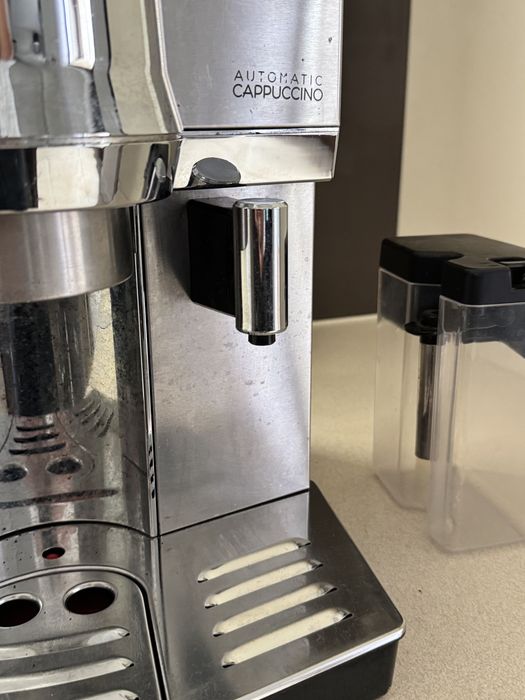 Ekspres kolbowy Delonghi Automatic EC860M
