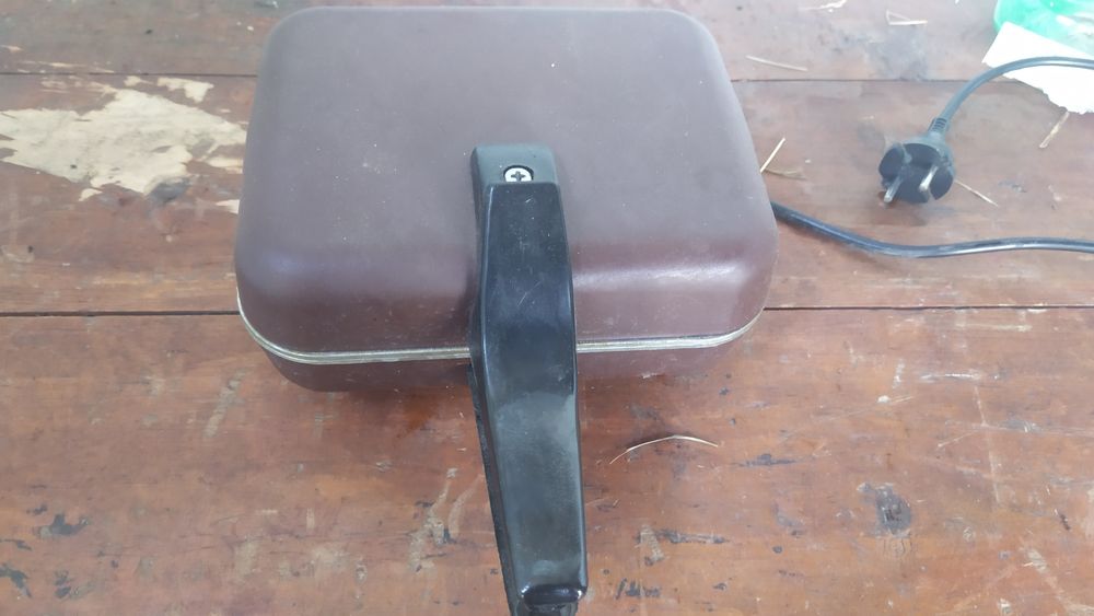 Электро вафельница